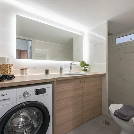 Urban Escape Downtown Apartment Athens
