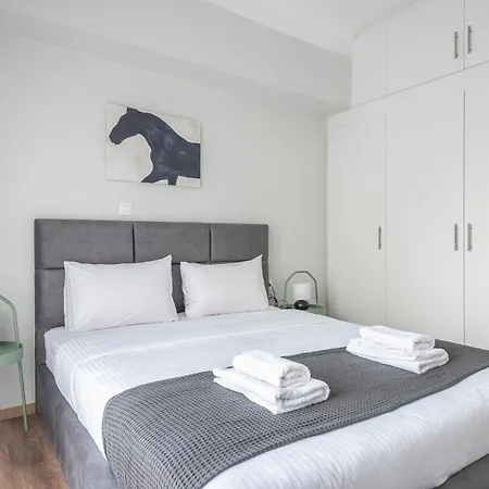 Urban Escape Downtown Apartment